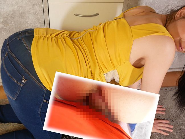 CaraliaDeluxe Porno Video: hard**re den engen Jeansars** durchgefi**t!